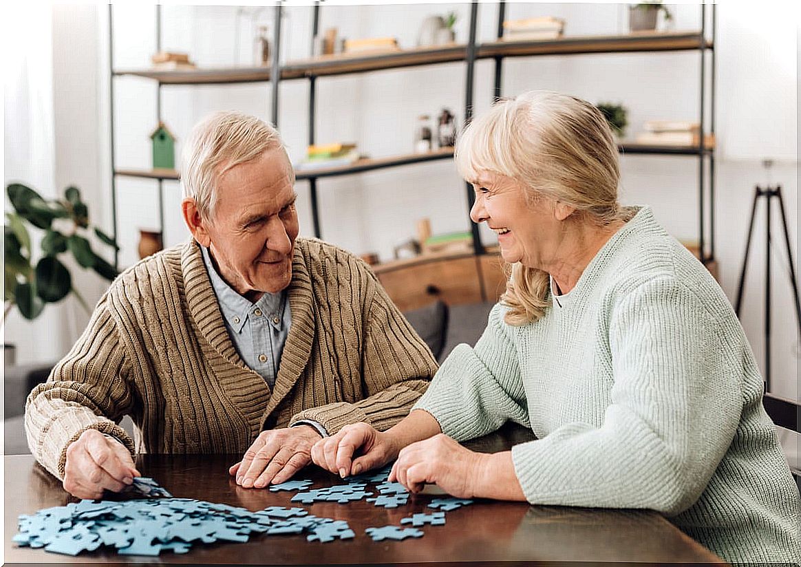 Couple doing a puzzle